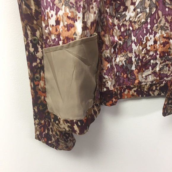 {Christopher & Banks} Soft, Fitted Blazer/ Top - Picture 5 of 8